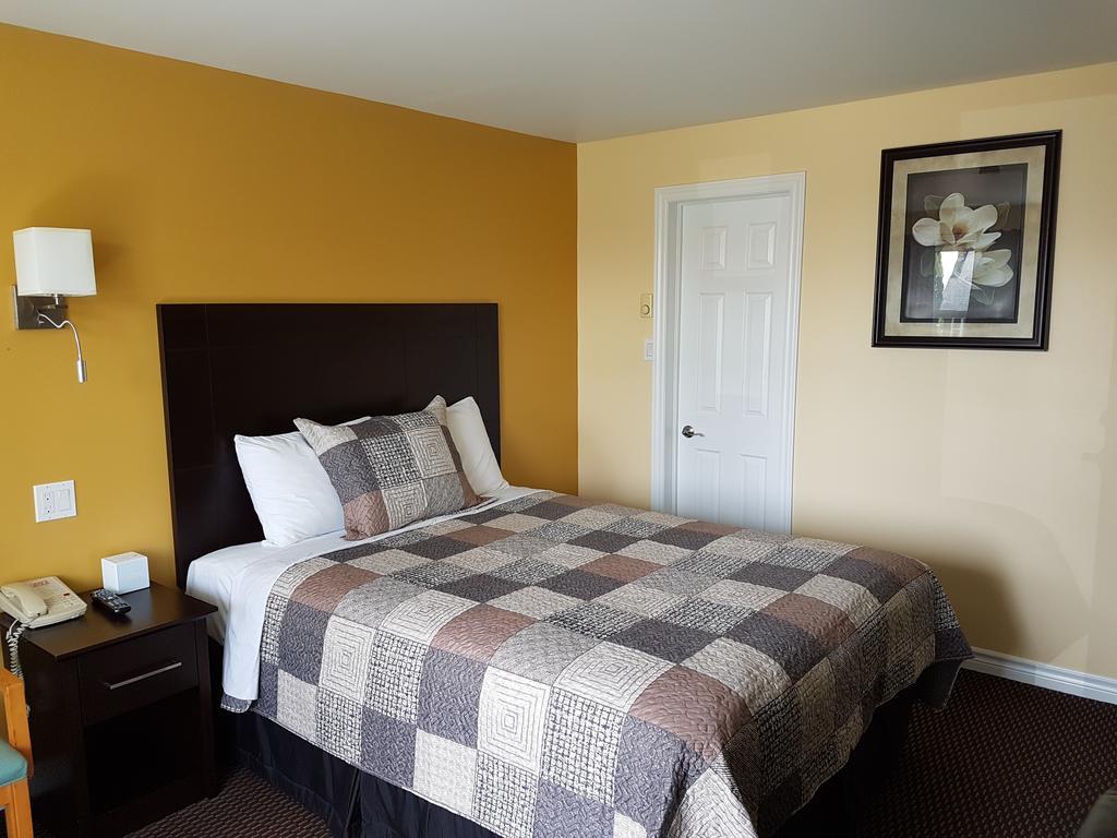 Fox Motor Inn Greater Napanee Quarto foto